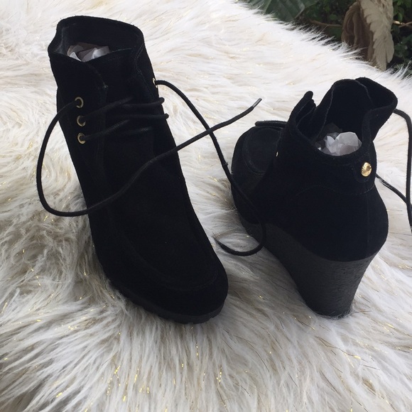 Michael Kor booties size 10 black Suede - Picture 1 of 6